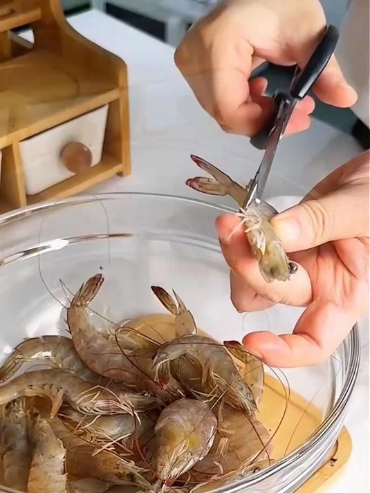 禧美海产 厄瓜多尔巨无霸白虾 去冰净重3斤 30-40只/kg 盐冻大虾 送礼年货