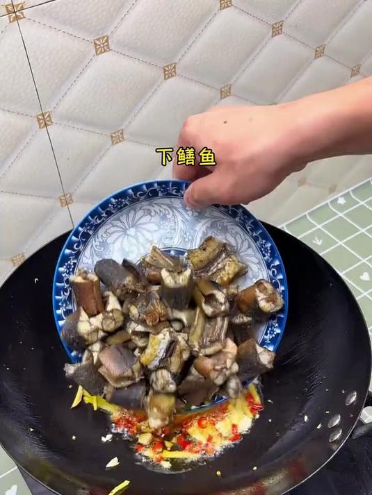 黄瓜焖鳝鱼老香了