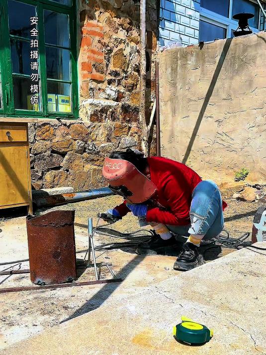 旧炉子不要扔，拿来做爆米花机