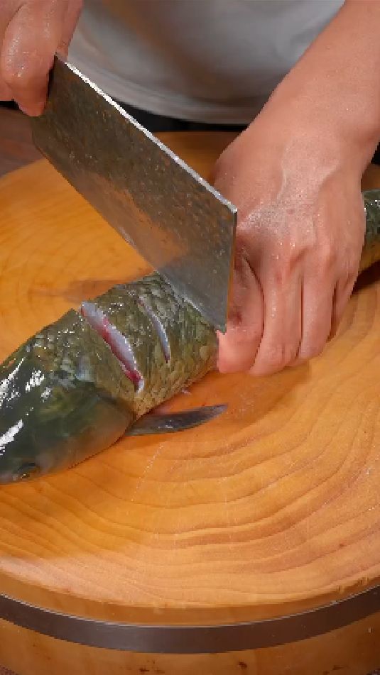 酸汤鱼的做法