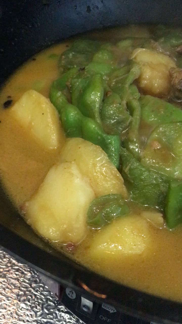 排骨土豆炖油豆角,家常味道