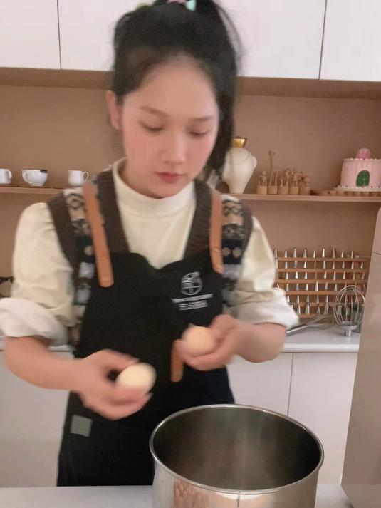 高比克80s多层同考戚风蛋糕时间温度设置