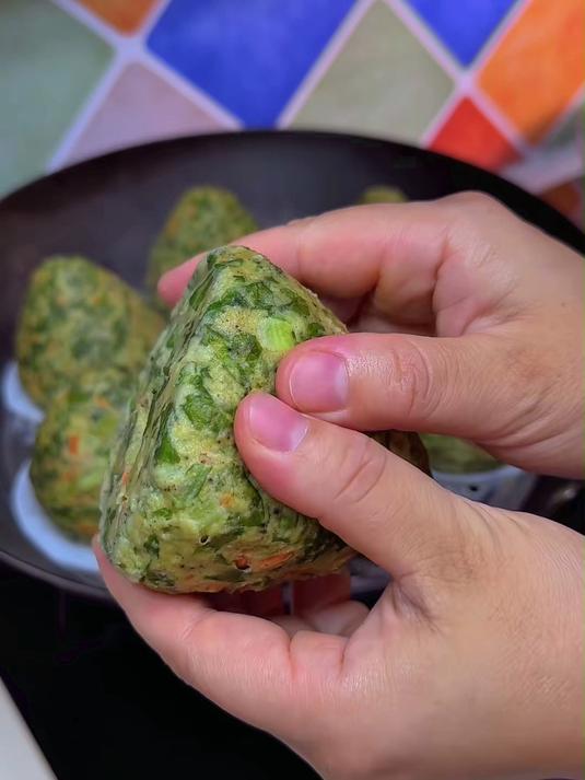 窝窝头面粉不发黏,蒸出来的窝头干爽好吃