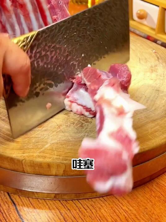 滋养心肌护血管,当归黄芪炖羊肉高血压友好汤