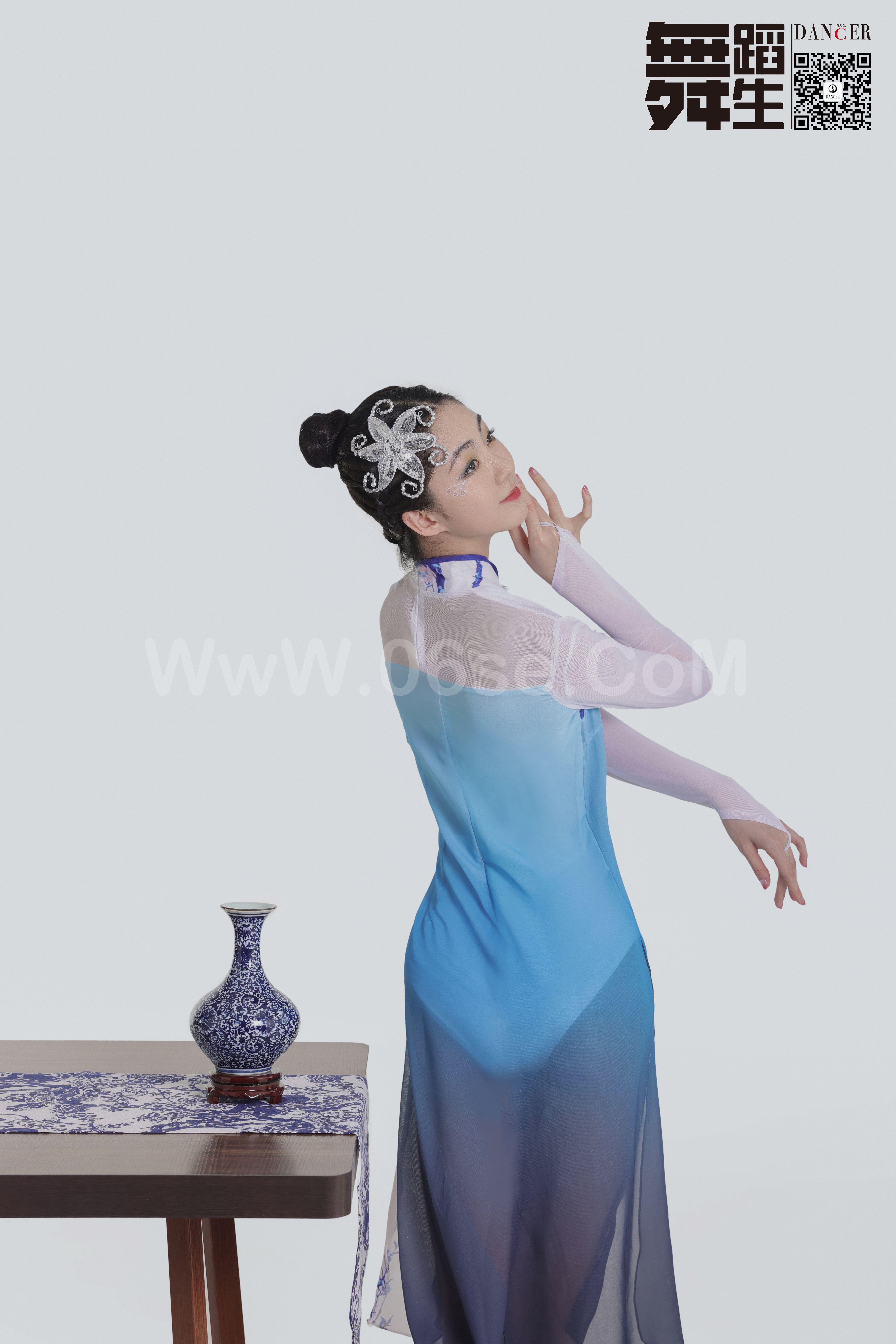 图片[35]-[GALLI嘉丽]舞蹈生日记 104 – 青花瓷 韩玉彤[43P／397MB]-六色网