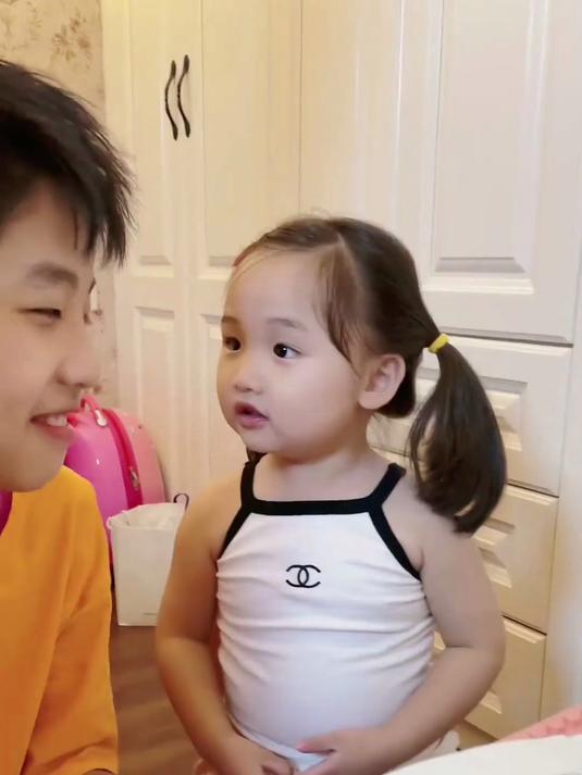 幼儿园不用去了,老师还没我认识的字多