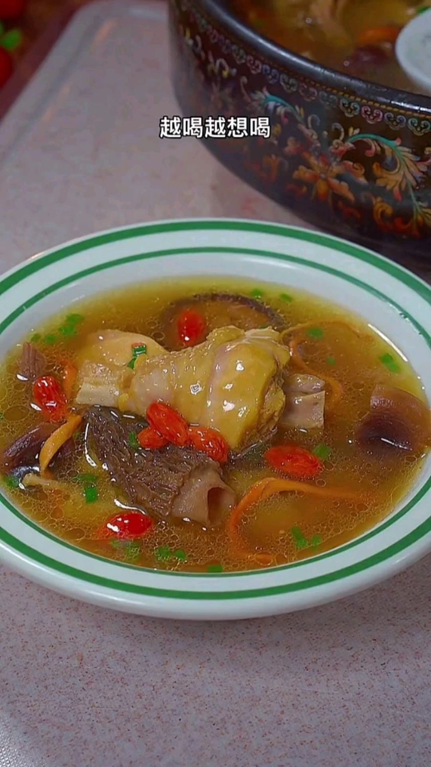 炖鸡汤的家常做法