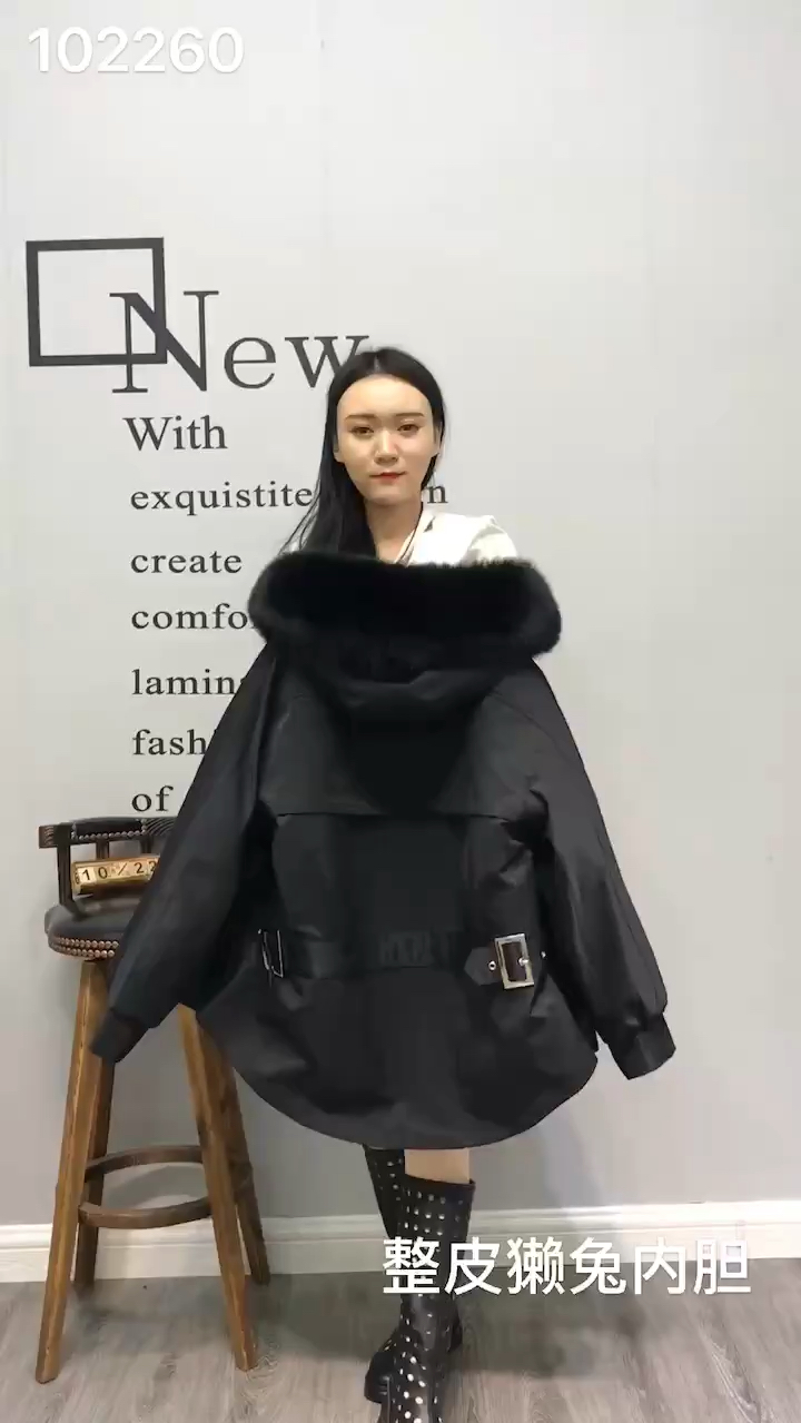 一衣两穿派克服短款超大狐狸毛领