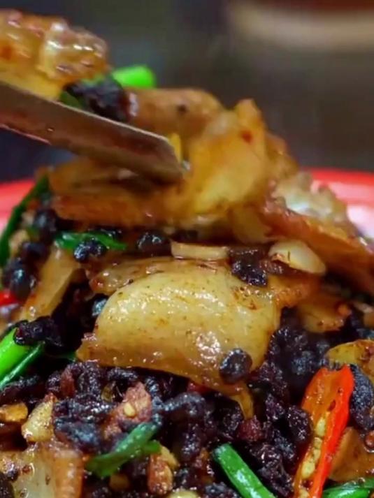 炒菜神器!四川豆豉提鲜增香,让家常菜秒变硬菜