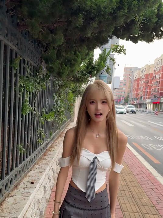 三十六计之浑水摸鱼（没摸到），让育的上班养活我就行了