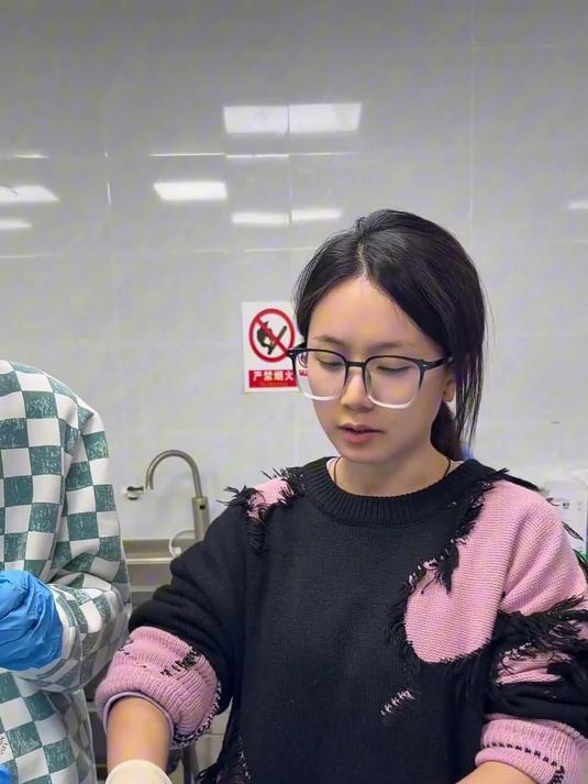 女法医解剖一只鸡需要多少步骤?法医深夜杀鸡实录来袭!