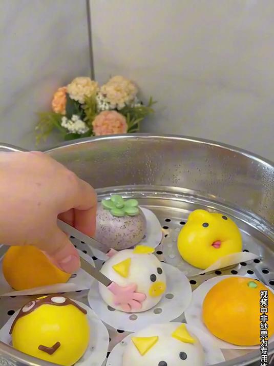 用电蒸锅裁剪蒸笼纸太麻烦,快试试一次性蒸笼纸