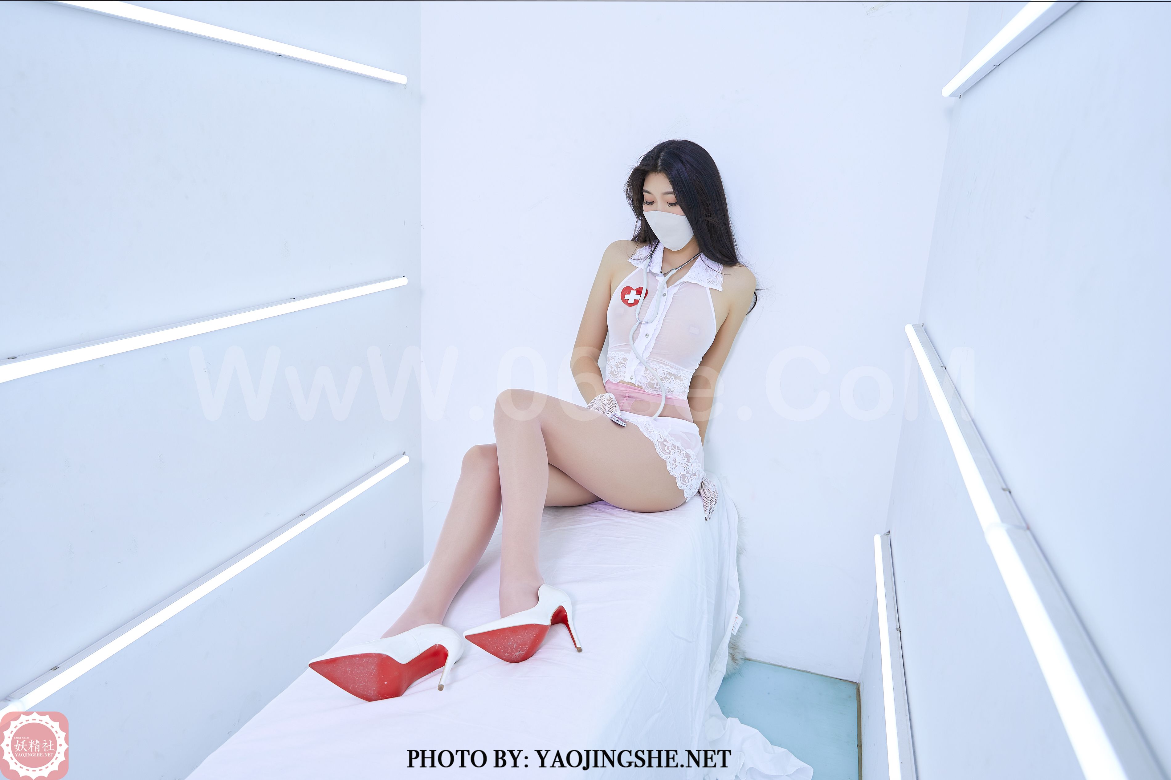 图片[12]-[YaoJingShe 妖精社] 2020.08.05 T2024《小护士》苏伟 [38P-224MB]-六色网