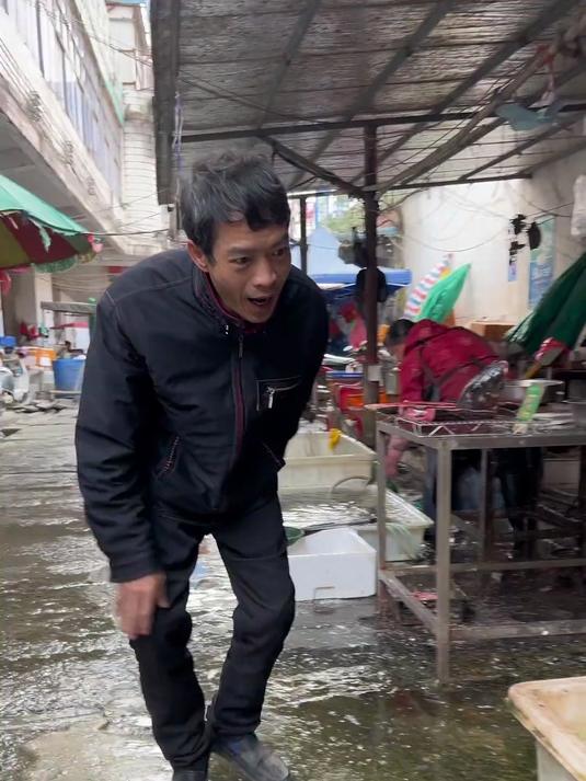 过年弄个剁椒鱼头做法简单好吃又下饭