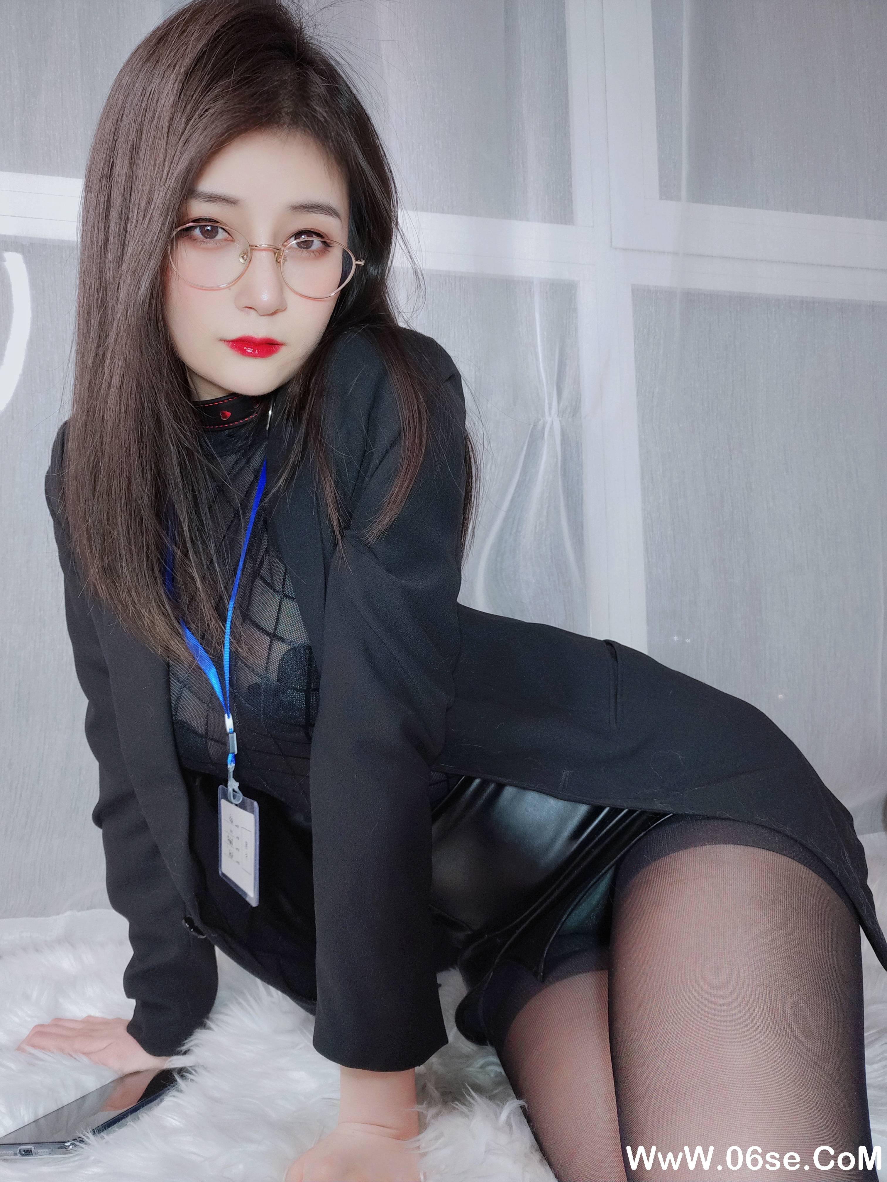 图片[3]-Coser小姐姐白银  NO.088– 黑丝情趣 [144P+8V1.22G]-六色网