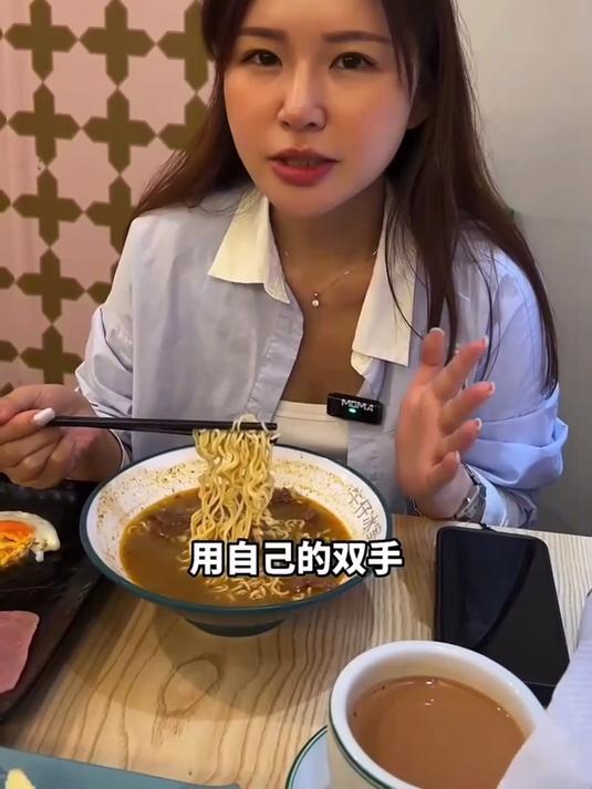 香港洗碗月入20000,体验香港洗碗700一天