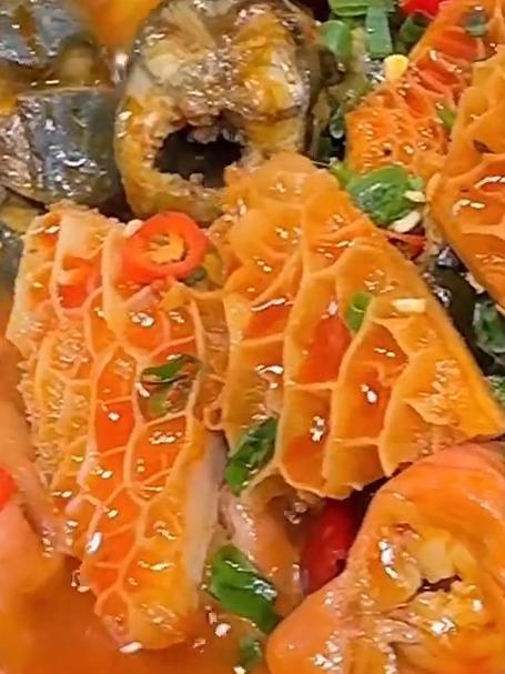 特色小地锅,6种口味,近30种菜品,荤素搭配,快餐慢餐都可做