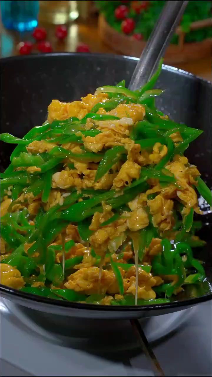 青椒炒鸡蛋做法