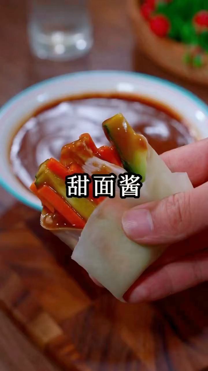 你知道甜面酱是怎么做的吗?学会了,再也不用去外面买了#甜面酱#美食#自制美食