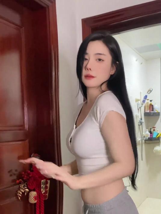 我跟你说我回家在跟鸭子玩 你问我多少点的