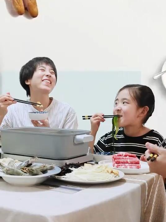 清油麻辣和骨汤锅底，这样的鸳鸯锅要不要试试呢？#天冷了吃点啥