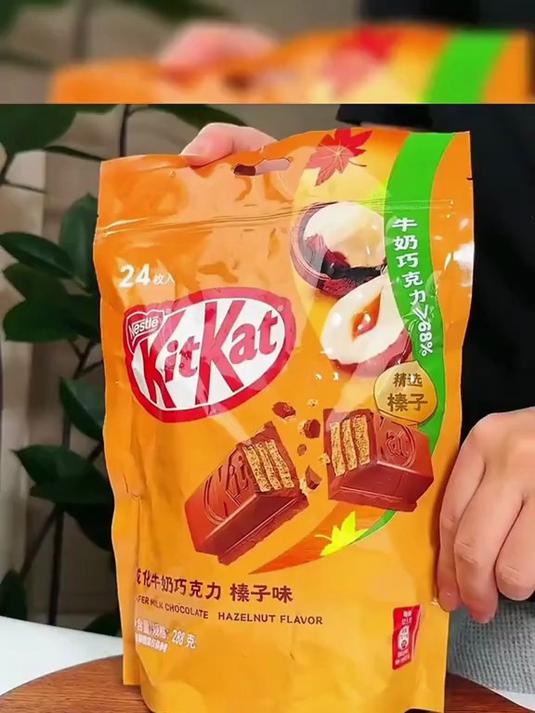 威化牛奶黑巧克力饼干,休闲小零食
