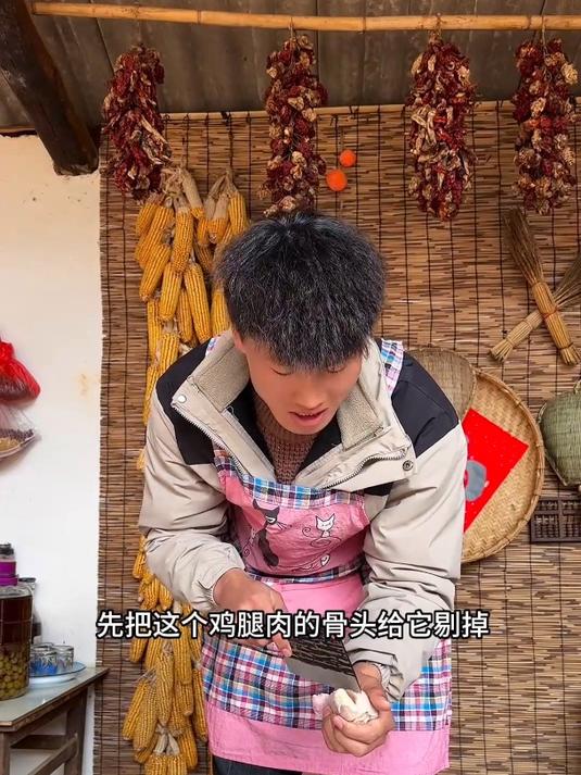 今天给她安排一个超级无敌大汉堡和奶茶,直接实现自由