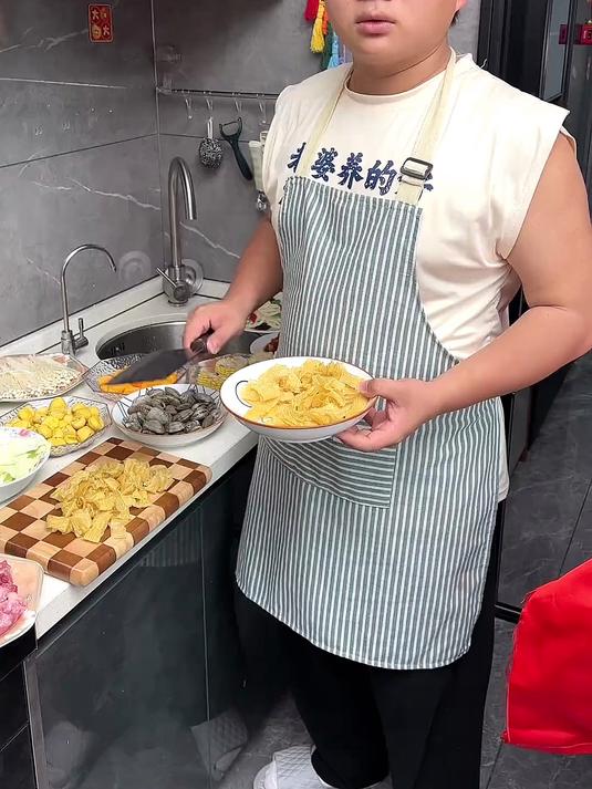 厨房备菜置物架一定要选择这种合适又节约空间的 太方便了