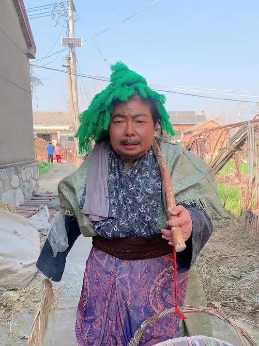 反串武大郎，开了个烧饼，大郎也怕吃药