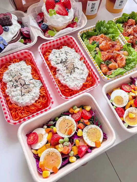 闺蜜复工后的第一份下午茶便当来啦～