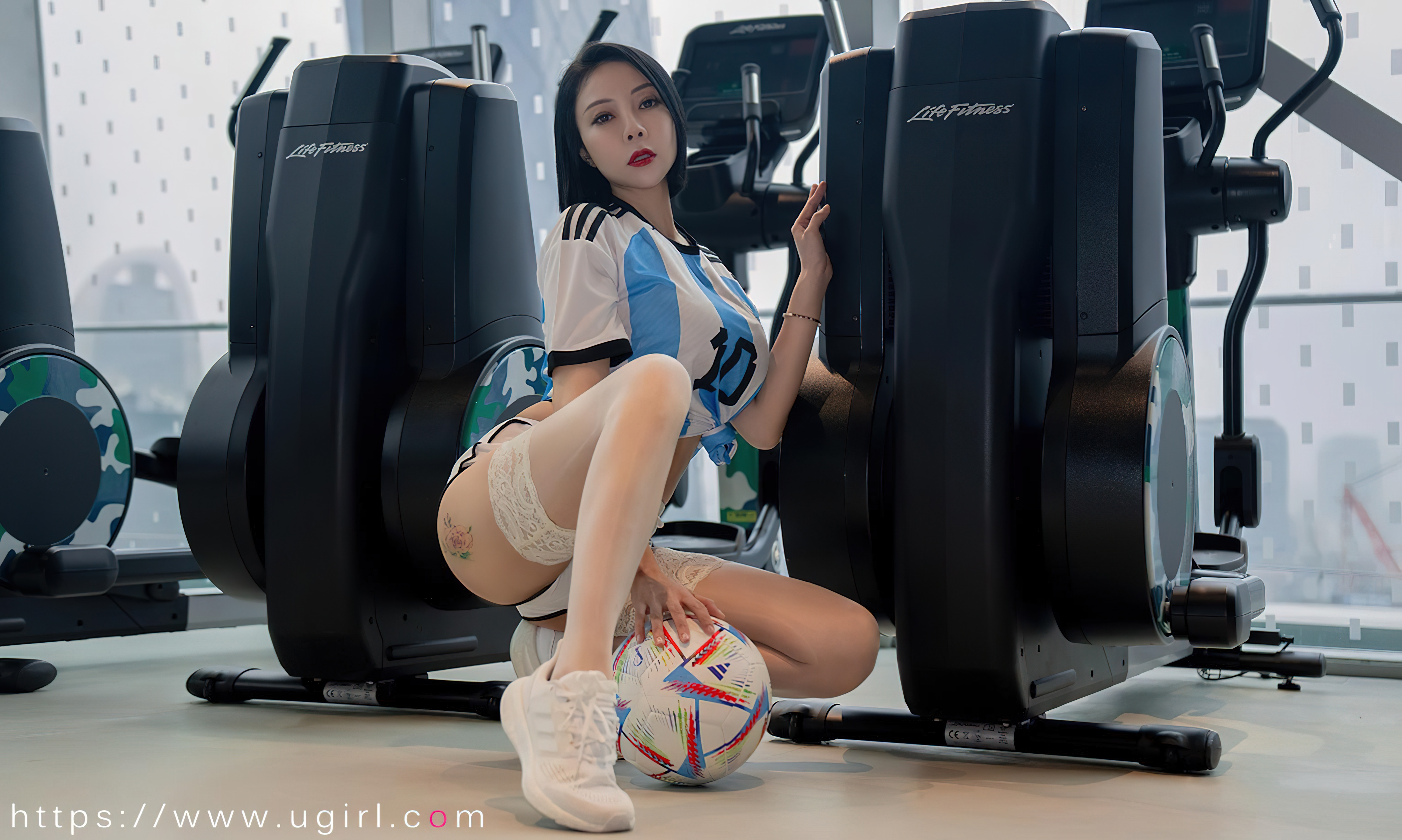 图片[22]-[Ugirls爱尤物] No.2466 Victoria – Guo Er (果儿)-六色网