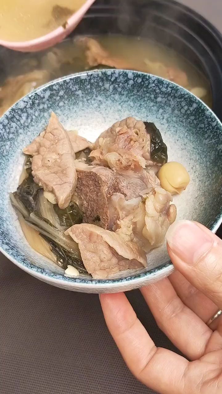 菜干猪肺汤,感冒咳嗽可以煲起来