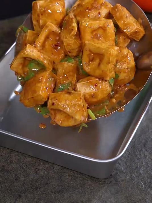 路边摊的臭豆腐，在家这样做臭香臭香的