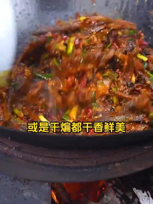 酥酥香香的小鱼小虾,无任何添加剂防腐剂。小鱼小虾
