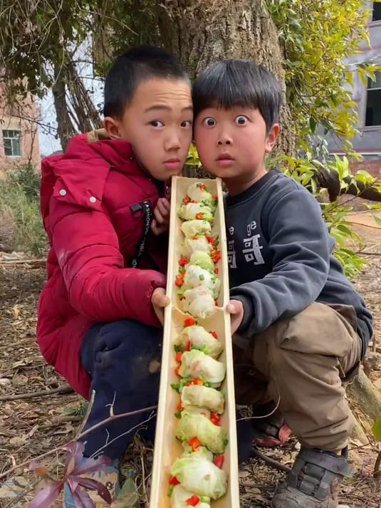 竹筒白菜丸太好吃啦