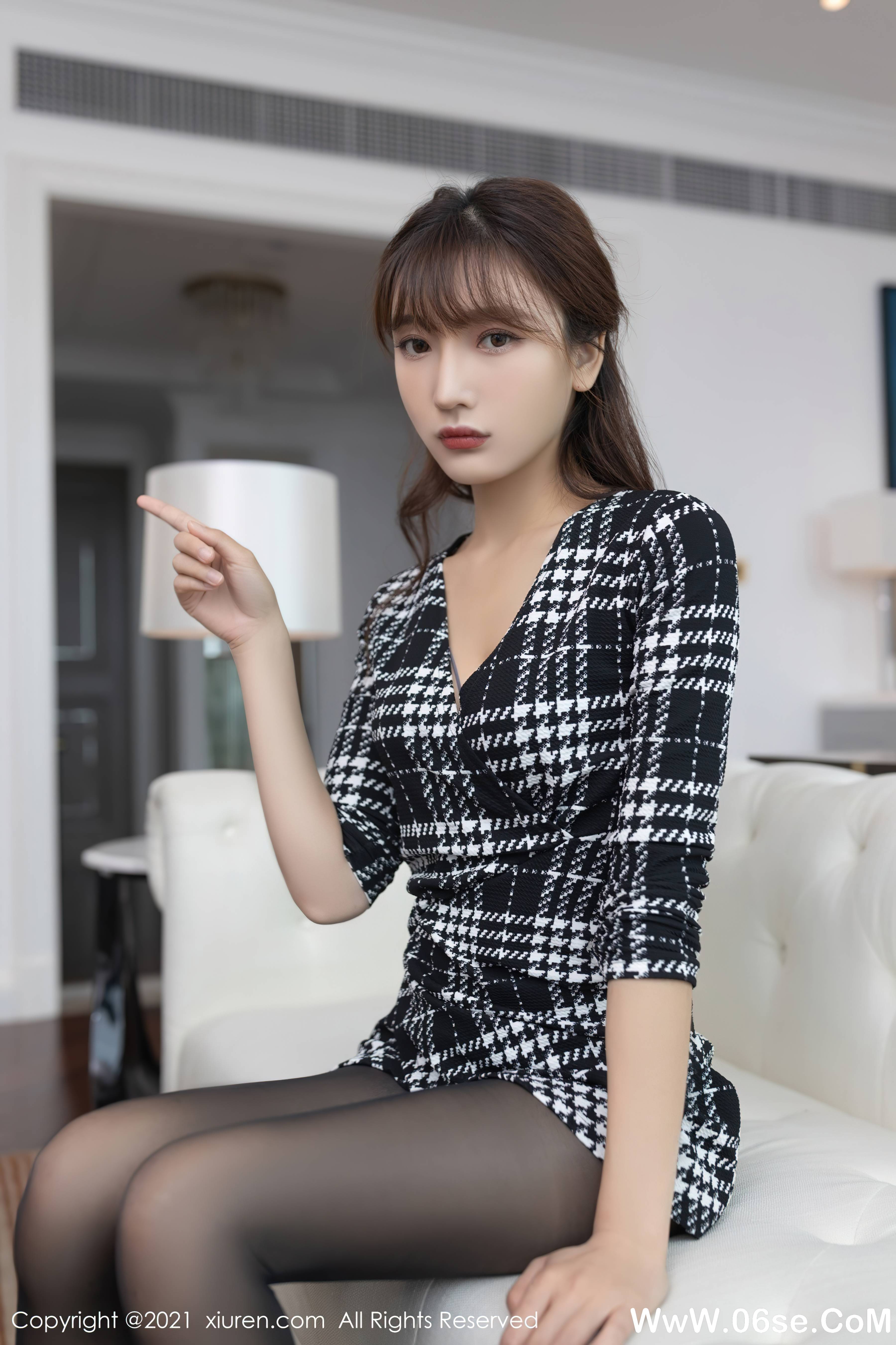 图片[23]-[XIUREN秀人网] 2021.12.02 NO.4292 陆萱萱[88+1P792M]-六色网