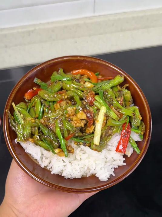 不是我吹,在贵州人的餐桌上这道菜拿肉都不换的#家常菜#