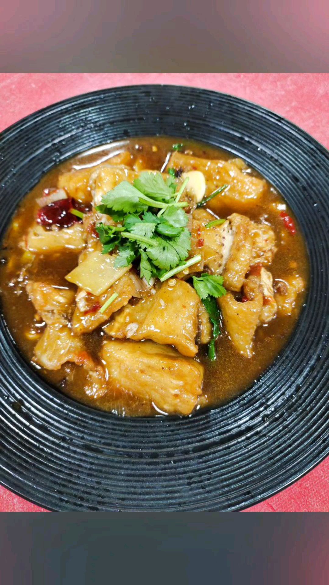 40秒让你学会红烧鱼块在家你也可以做学会了给个关注支持一下