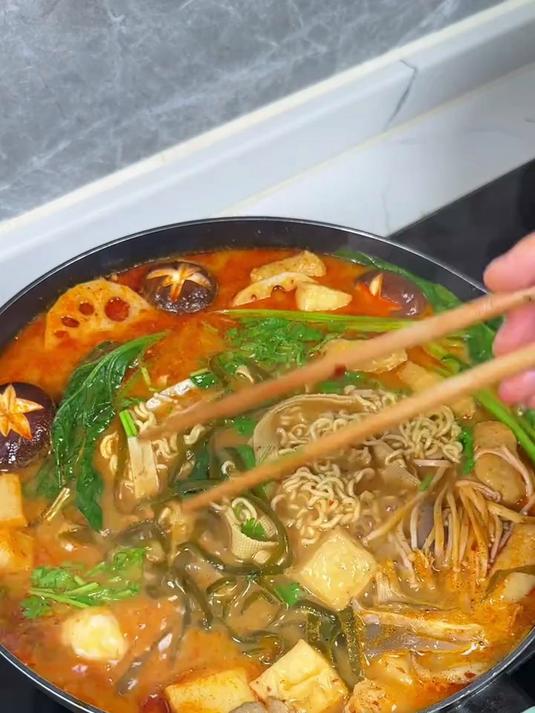 以后想吃麻辣烫，你就像我这样在家做