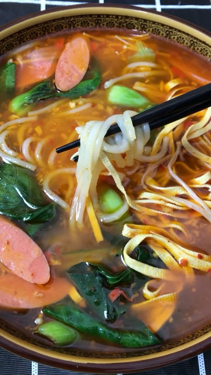 米线麻辣烫真美味