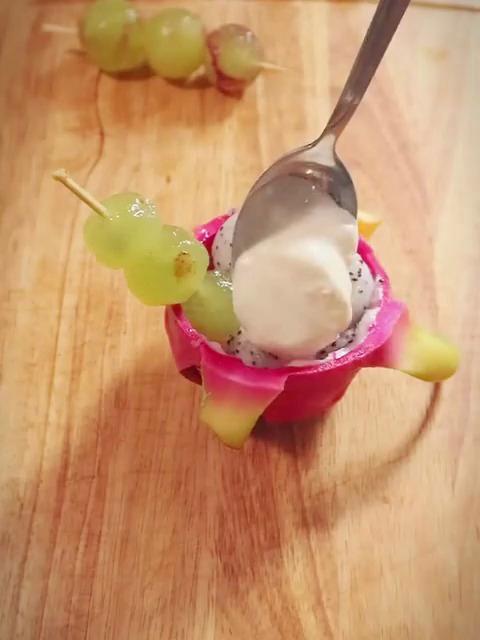 周末简单早午餐丨盐烤青花鱼丨虾仁烤蛋