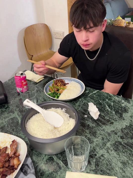 公公第一次喝我做的汤就是今天这道鱼翅瓜汤