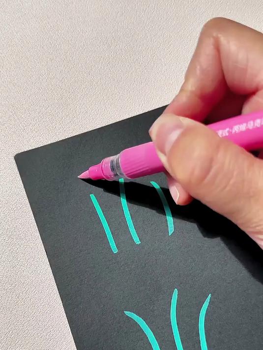 用简单的点线面画出超美的花朵,手残党也能轻松拿捏