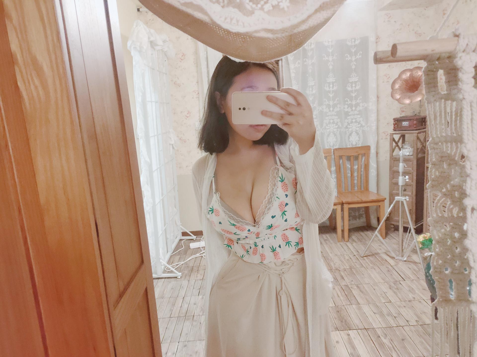 图片[89]-穆零Mu0 NO.022 – 自拍[289P+17V167M]-六色网