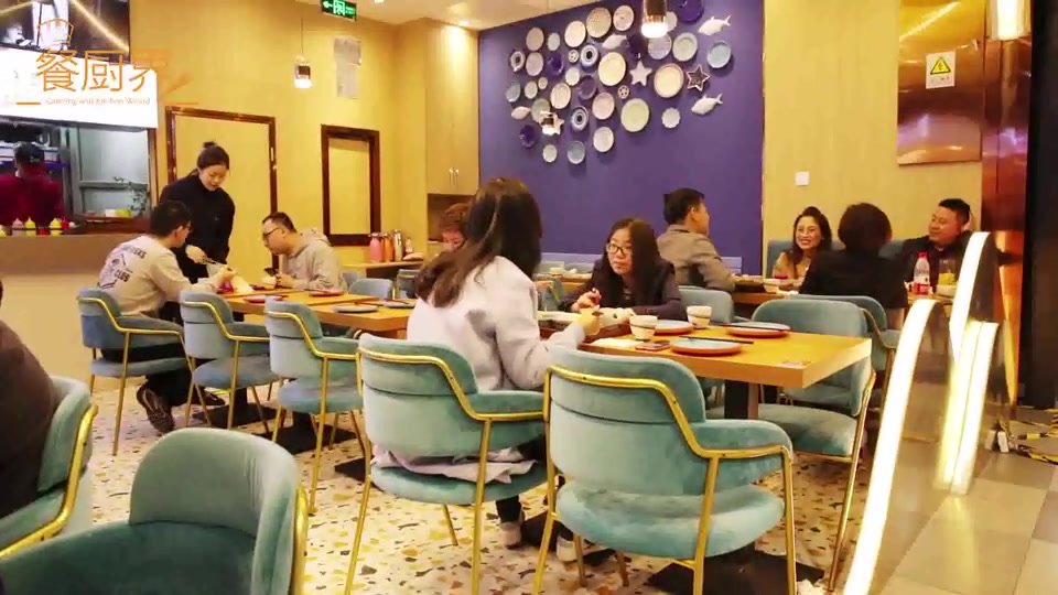 酥先生烤鱼饭—从源头保证品质