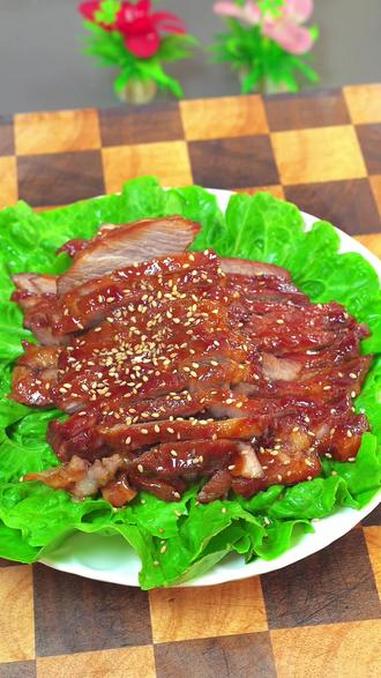 香煎猪排 这是网上最近很火的梅花肉新做法，外焦里嫩果香浓郁，好吃又下饭#香煎猪排 #家常菜