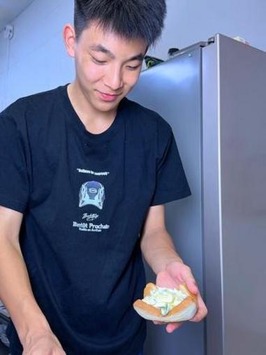 高中生周末用5分钟做夜宵，吐槽归吐槽，但真好吃#高中生周末日常