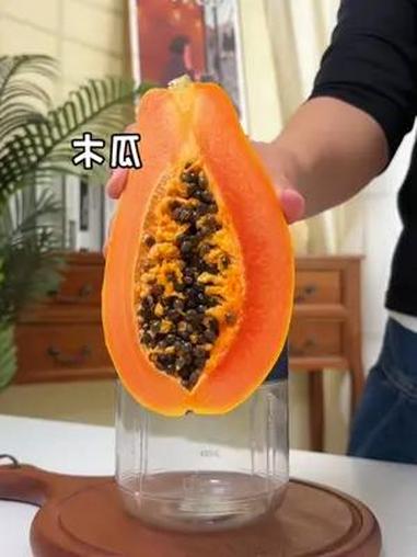 木瓜香蕉奶昔~女孩子的快乐!便携式榨汁杯 夏日饮品 自制饮品