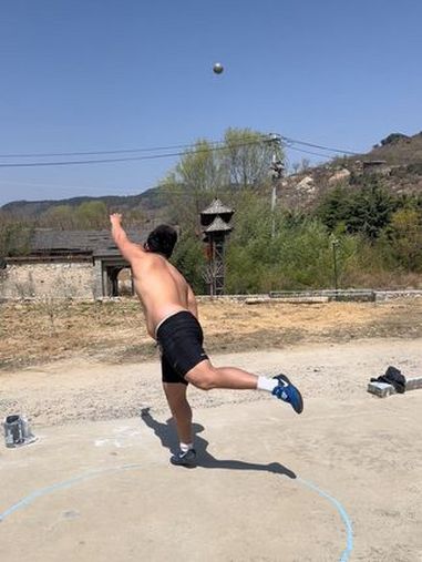 卡普真人版 挑战 海贼王 田径 肌肉 火影忍者