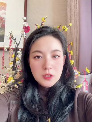 为了远离癌症,尽量少吃或不吃合成肉,记住以下10种,1.火腿肠、烤肠2.火锅丸子:如鱼丸、